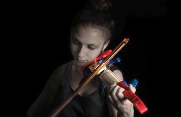 As an electric violin emerges from Valencia’s 3-D printing lab, it represents a new era of design and innovation. 