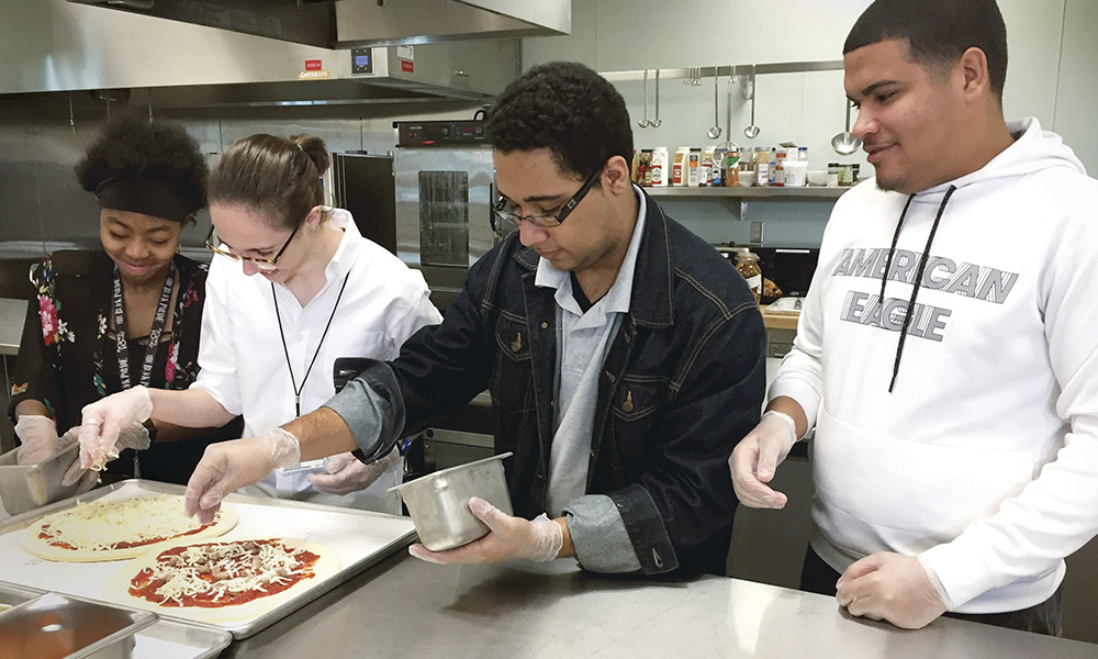 High school students get a taste of our culinary program